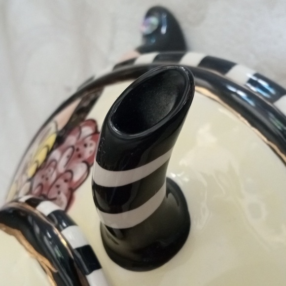 Set Whimsical Aunt Gertie Ceramic Sugar & Creamer SWAK Lynda Corneille New - Picture 15 of 15